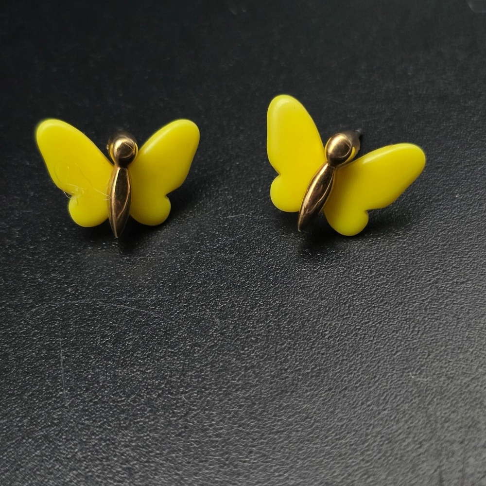 Avon 1979 Butterfly Earrings Yellow Gold Tone Convertible Yellow ONLY Vintage